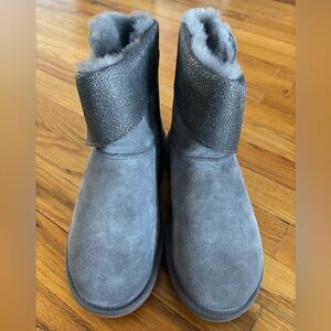 Classic Caviar Mini Boot Never Worn